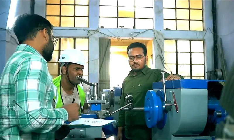 Dial-gauge machine alignment inspection